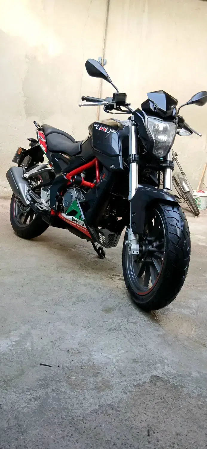 بنلی ۲۵۰ مدل ۹۶ وارداتی|موتورسیکلت|رشت, پل تالشان|دیوار