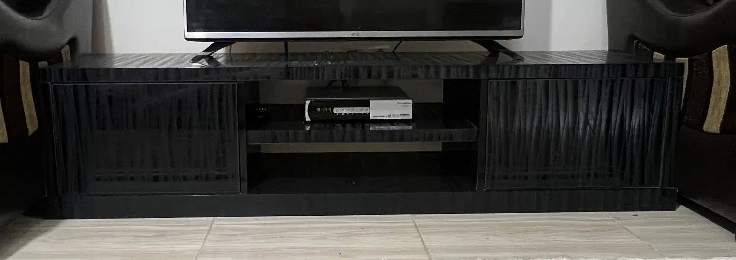 مبل|تخت و سرویس خواب|اردبیل, |دیوار