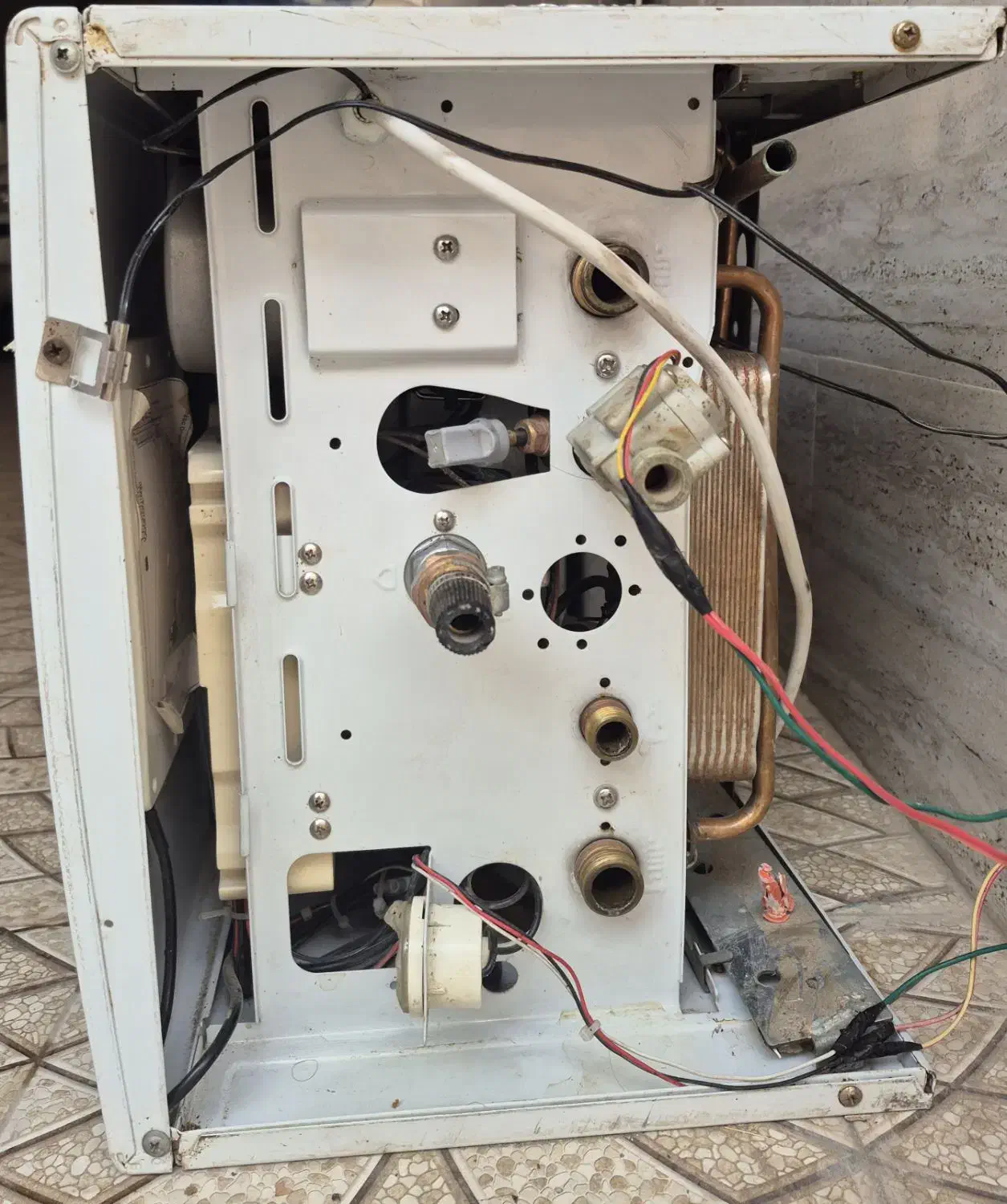 پکیج (Ray)|آبگرمکن، پکیج، شوفاژ|مبارکه, |دیوار