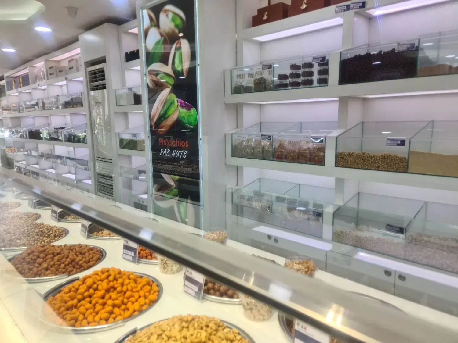 فروشندگی|استخدام خدمات فروشگاه و رستوران|بندرعباس, |دیوار