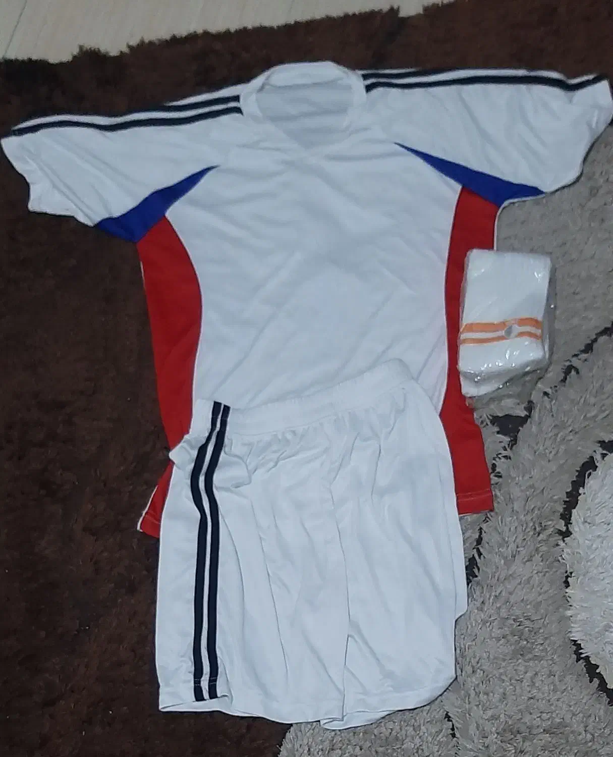 لباس ورزشی|لباس|لاهیجان, گلستان|دیوار