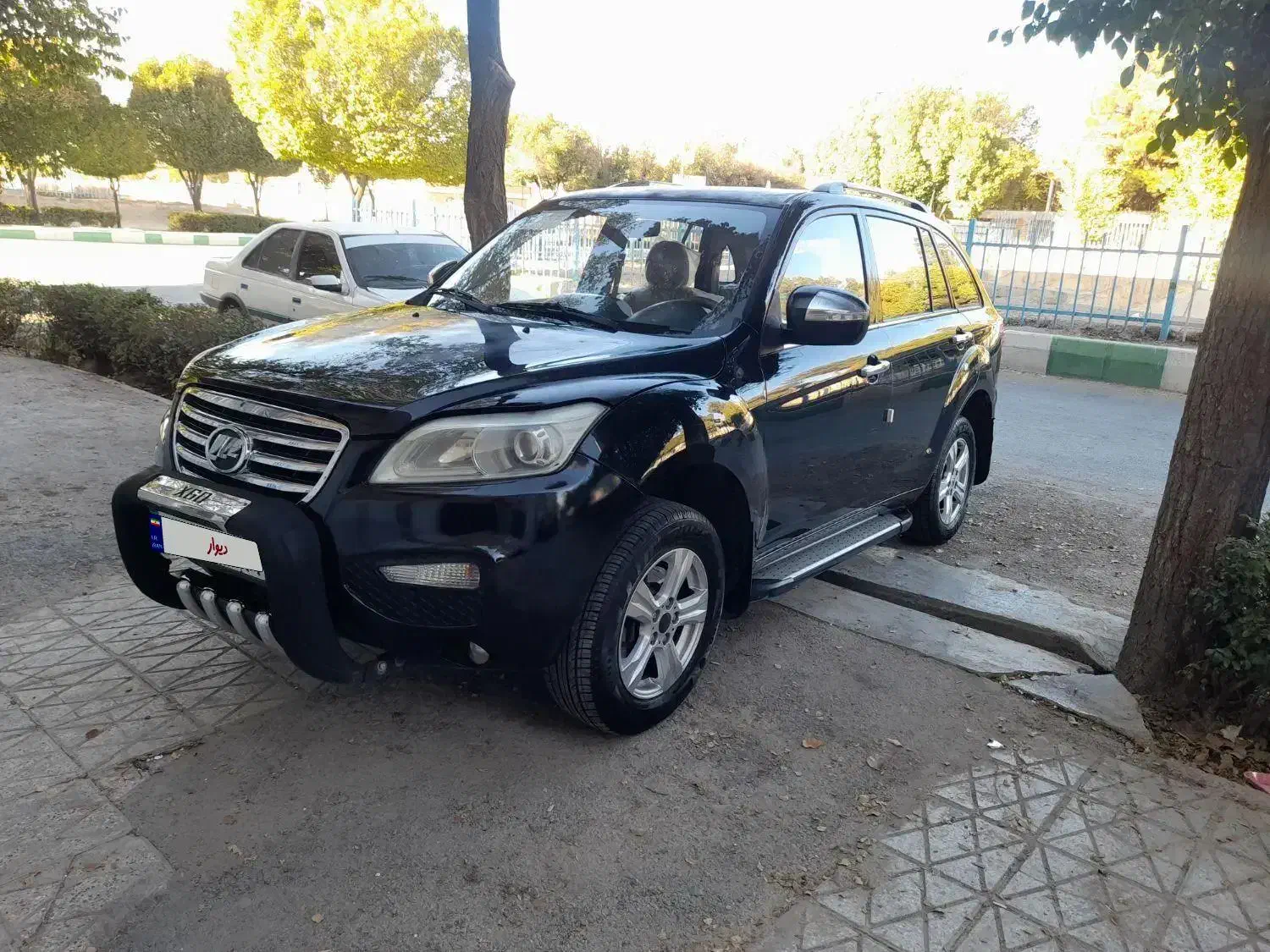 لیفان ایکس ۶۰ ۹۲ تمیز|خودرو سواری و وانت|مبارکه, |دیوار