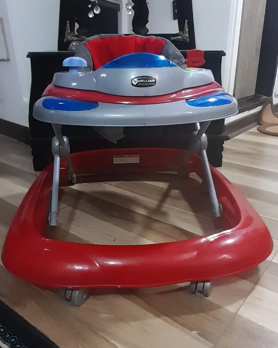 روروئک|اسباب و اثاث بچه|سمنان, |دیوار