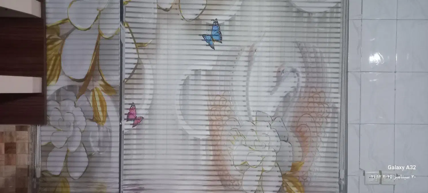 پرده سالم درحد نو.بدون هیچ ایرادی به شرط .|پرده، رانر، رومیزی|قرچک, پارس سرام|دیوار