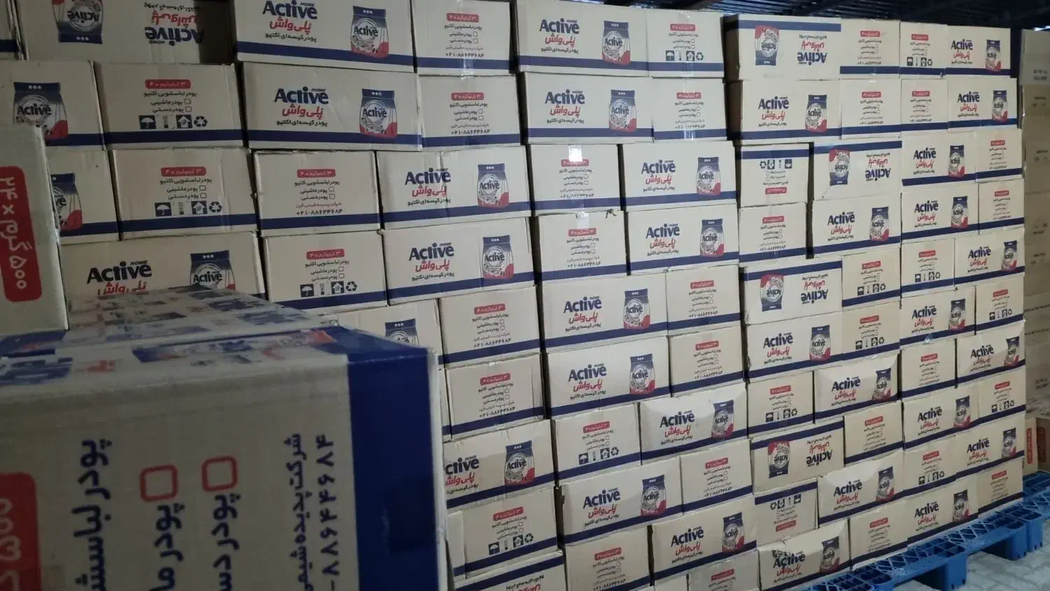 تعدادی کارگر جوان وباسابقه فوری نیازمندیم|استخدام خدمات فروشگاه و رستوران|مشهد, کارمندان دوم|دیوار