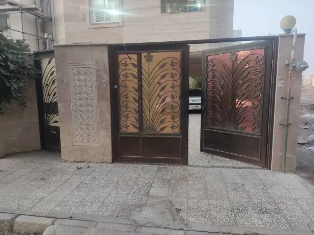 فروش درب دست دوم تمیز|مصالح و تجهیزات ساختمان|شاهین‌شهر, امام حسین|دیوار