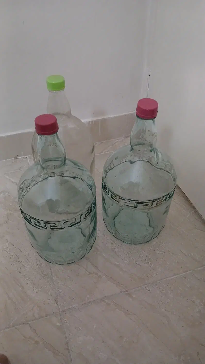 بطری بزرگ،مخصوص آبغوره و اب لیمو|ظروف نگهدارنده، پلاستیکی، یک‌بارمصرف|تهران, جنت‌آباد شمالی|دیوار