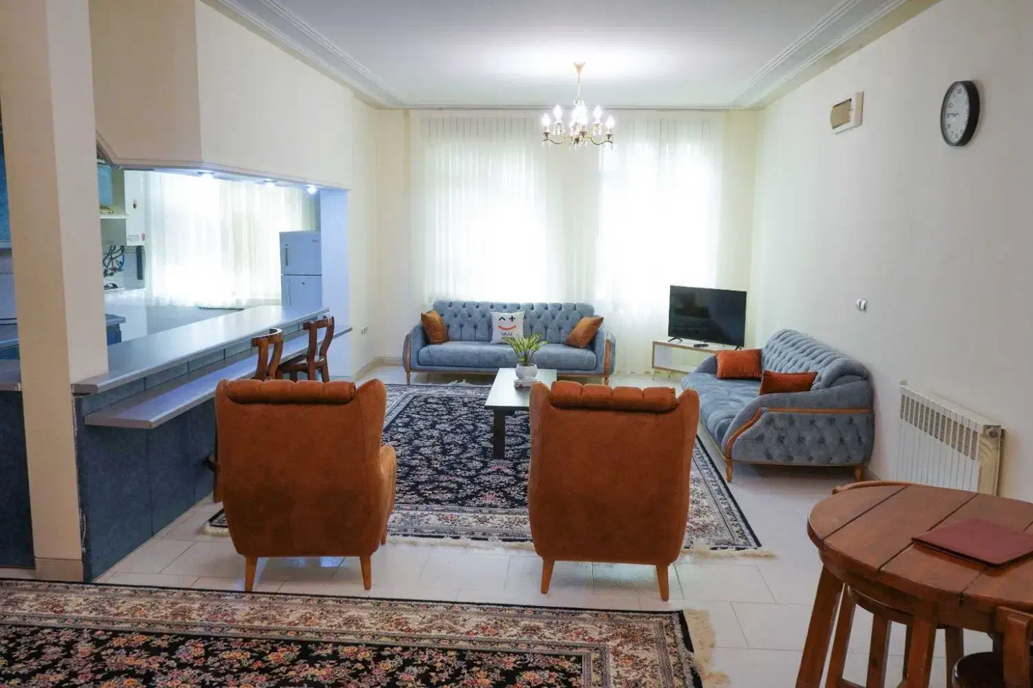 اجاره سوییت آپارتمان های مبله مناسب ۸ تا ۱۰ نفر|اجارهٔ کوتاه‌مدت آپارتمان و سوئیت|تهران, چیتگر شمالی|دیوار