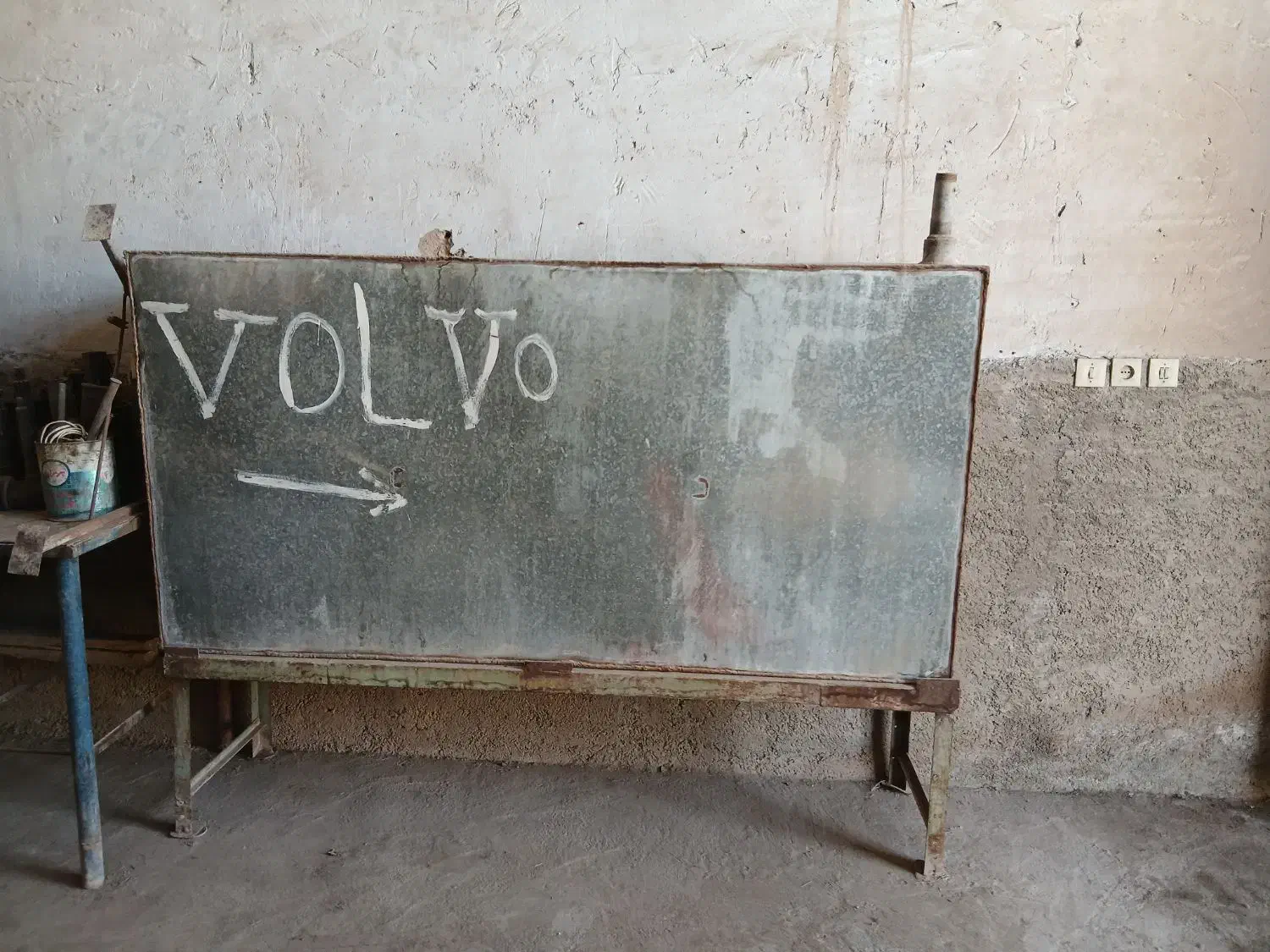 فروش تانکر آب گالوانیزه،قفسه آهنی و ویترین اهنی|فروشگاه و مغازه|آرادان, |دیوار