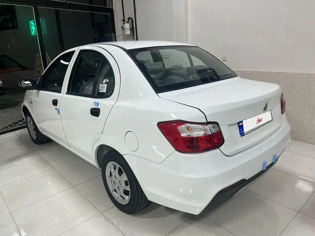 یک دستگاه ساینا یکی دستگاه کوییک صفرتعویل روز|خودرو سواری و وانت|لاهیجان, گلستان|دیوار