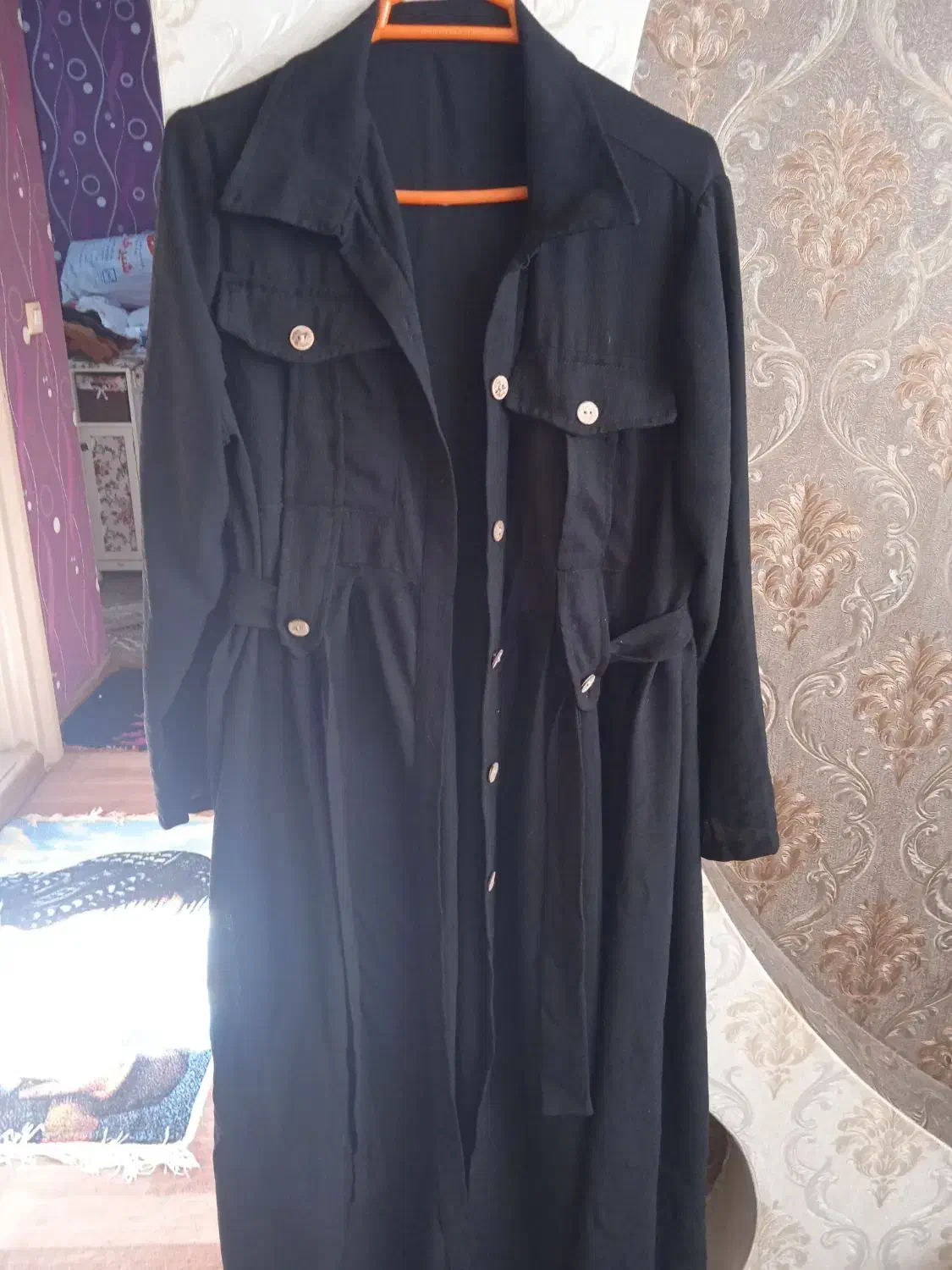 همگی یکجا|لباس|سهند, |دیوار