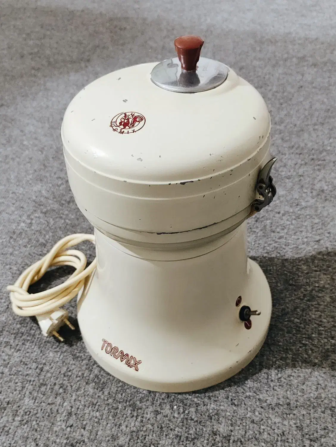 ابمیوه گیری المانی ترمیکس متال سنگین وزن|آبمیوهگیر و آبمرکباتگیر|سنندج, |دیوار