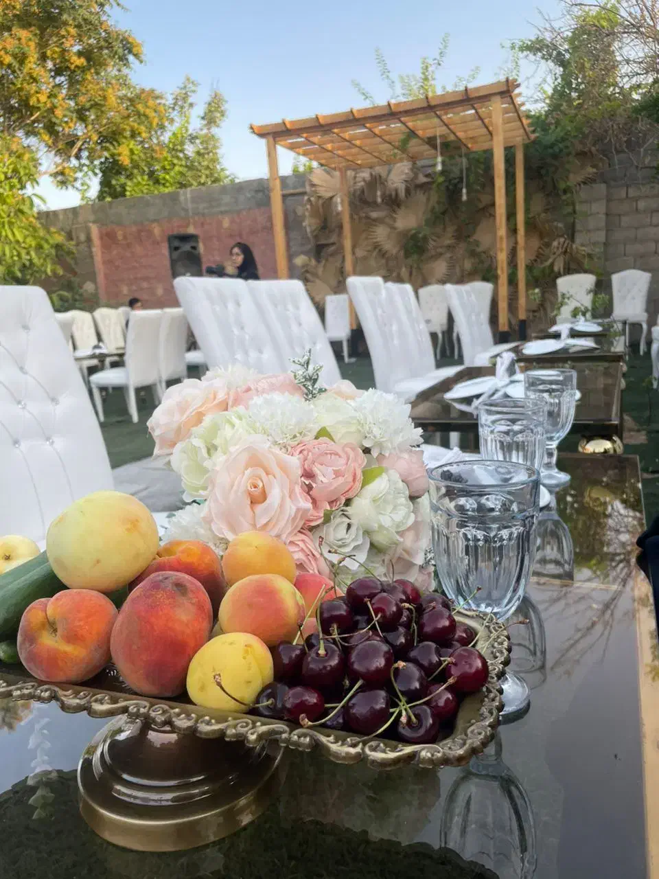 اجاره باغ|اجارهٔ کوتاهمدت ویلا و باغ|نجفآباد, قلعه سفید|دیوار