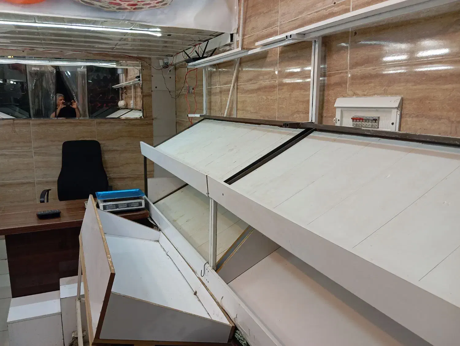 واگذاری مغازه میوه فروشی 58ملیون|اجارهٔ مغازه و غرفه|قم, شاه سید علی|دیوار