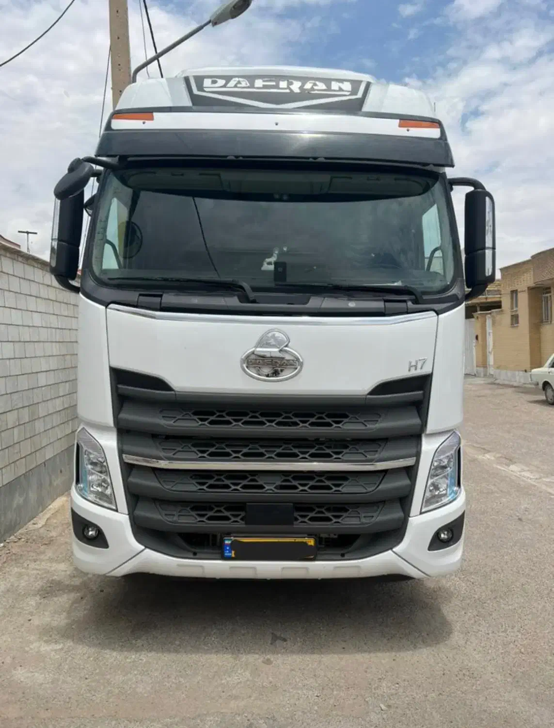 کشنده دافران ۱۴۰۴|خودرو سنگین|شیراز, وزیرآباد|دیوار