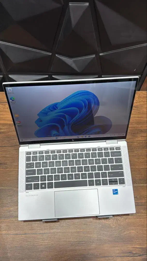 لپتاپ مدل Hp1030 g8 لمسی|رایانه همراه|بندرعباس, |دیوار