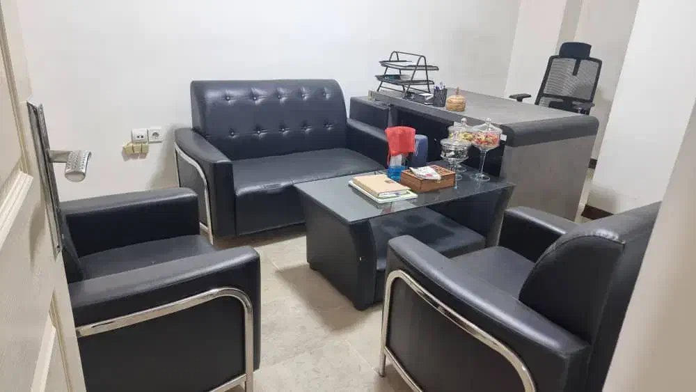 فروش لوازم دفتر اداری در حد نو نو|دفتر کار|تهران, بهارستان|دیوار