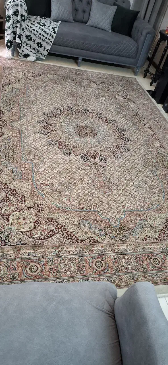 فروش فوری ۲ عدد فرش ۹متری + ۲ قالیچه|فرش|مشهد, گلبرگ|دیوار