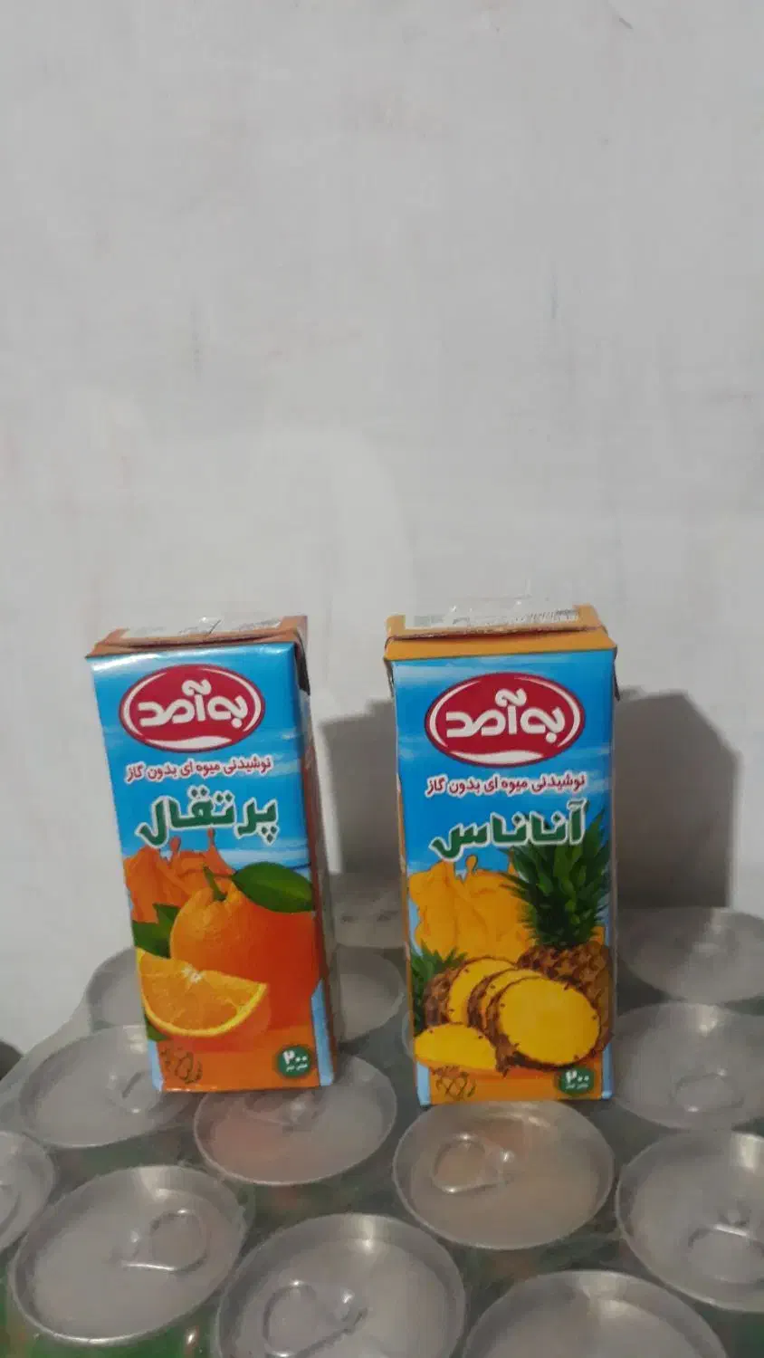 آب میوه نی دار کوچک|خوردنی و آشامیدنی|اصفهان, باتون|دیوار