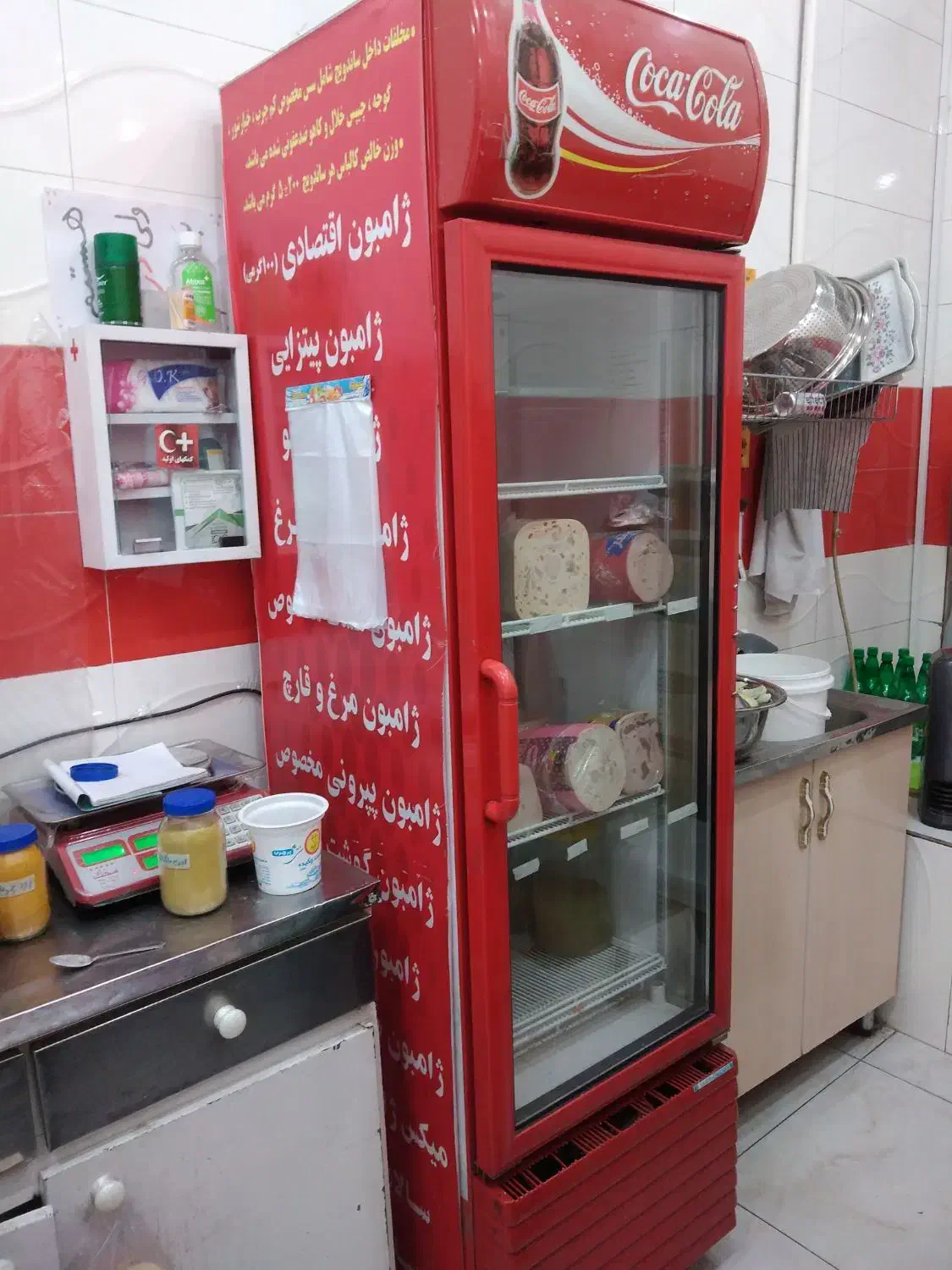 با سلام بعلت جمع آوری مغازه اغذیه یا تکی به فروش|کافیشاپ و رستوران|مشهد, کوشش|دیوار