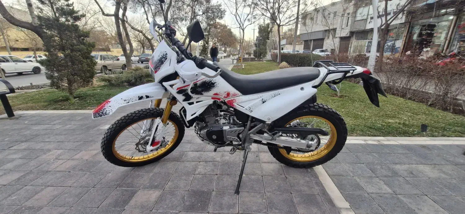 تریل روان ۲۰۰cc|موتورسیکلت|مشهد, گلبرگ|دیوار