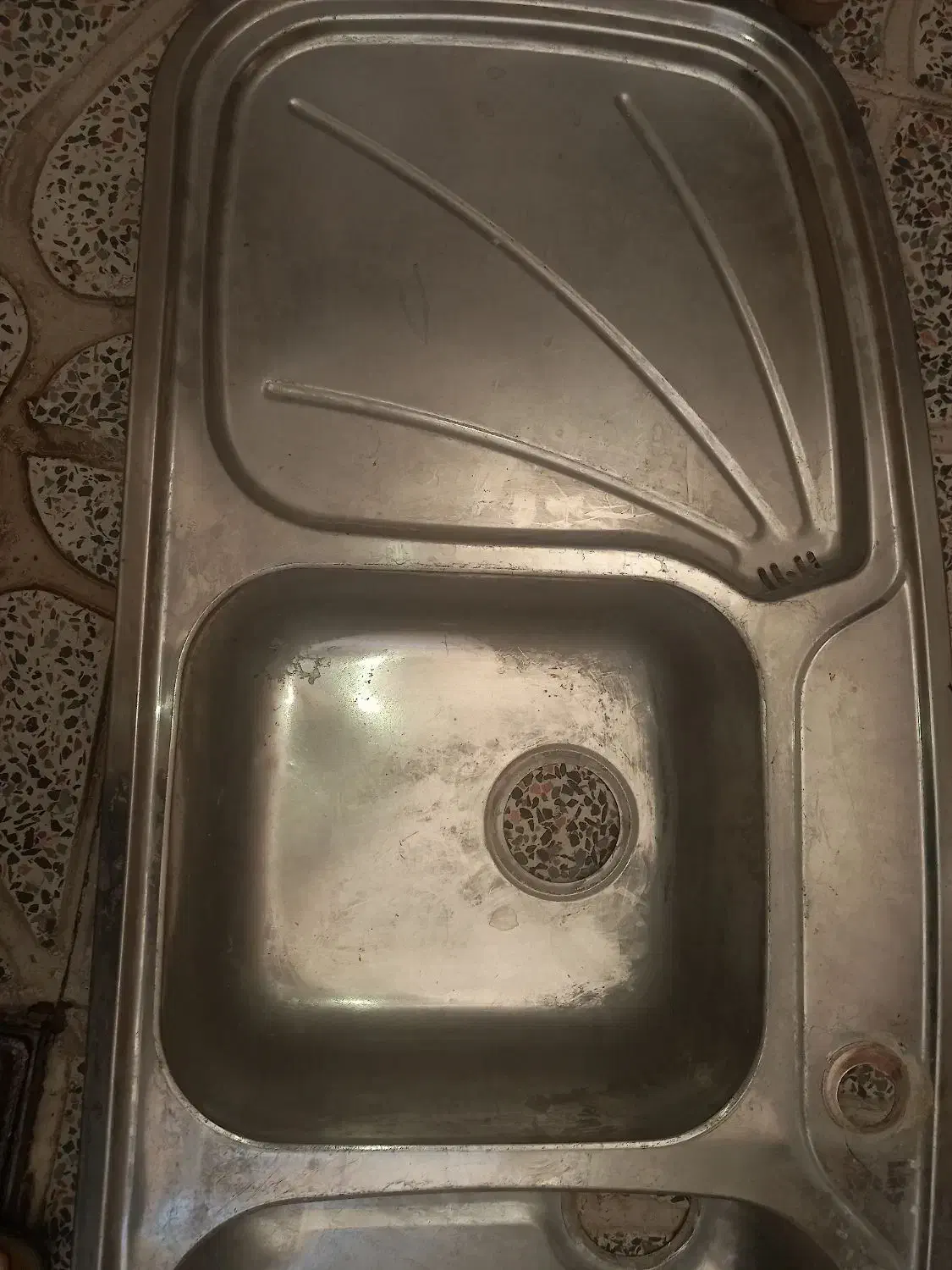 سینک ظرف شویی|مصالح و تجهیزات ساختمان|اقبالیه, |دیوار