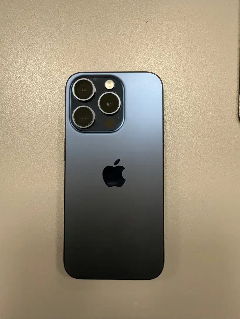 iphone 15 pro تک سیم|موبایل|تهران, صادقیه|دیوار