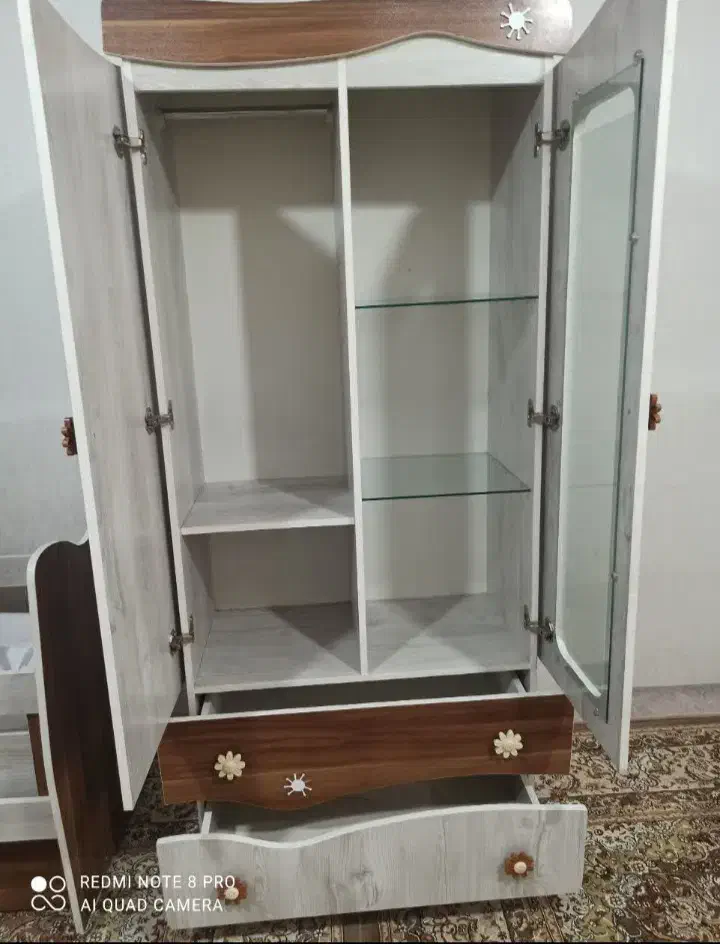 کمد بچه شیک و در حد نو با قیمت مناسب|تخت و سرویس خواب|ساوه, |دیوار