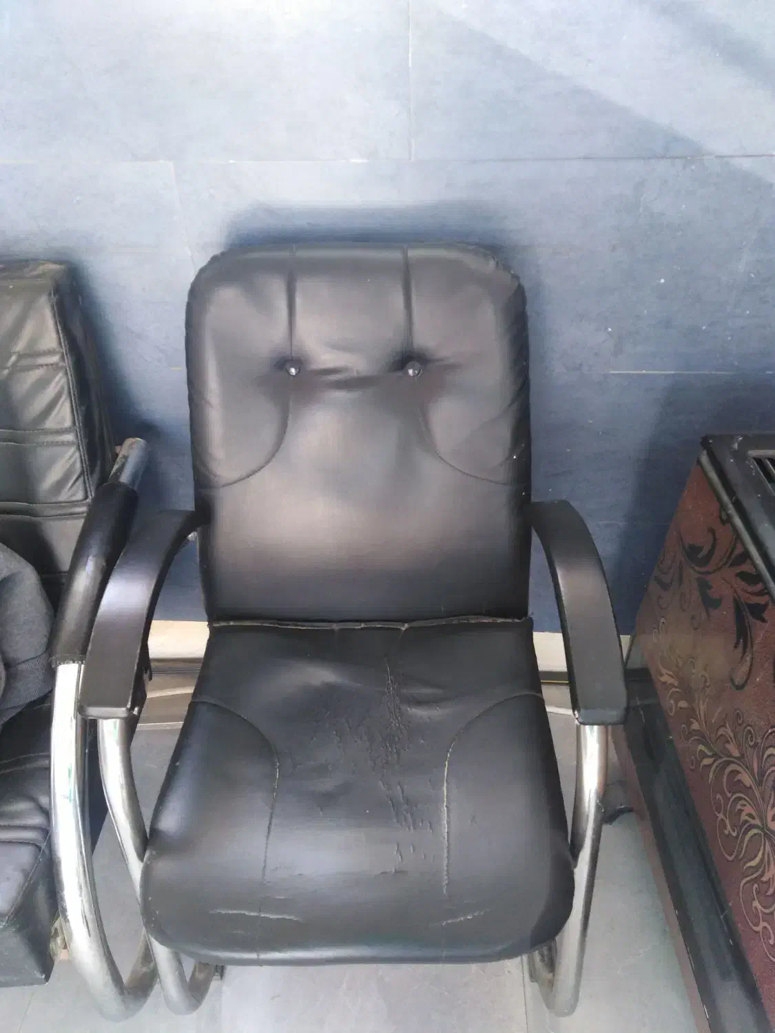 تابلو led لبنیات/ صندلی سناتور|فروشگاه و مغازه|گلبهار, شهر جدید گلبهار|دیوار