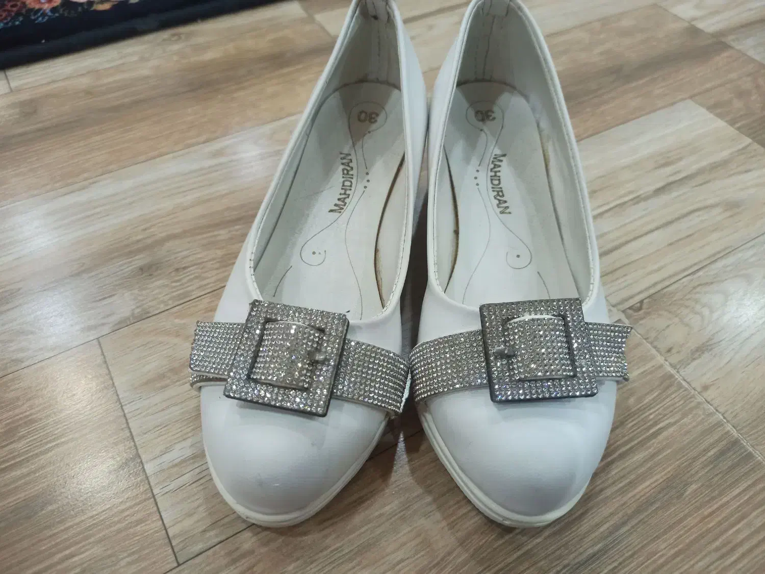 کفش دحترانه|کیف، کفش، کمربند|خرمآباد, |دیوار