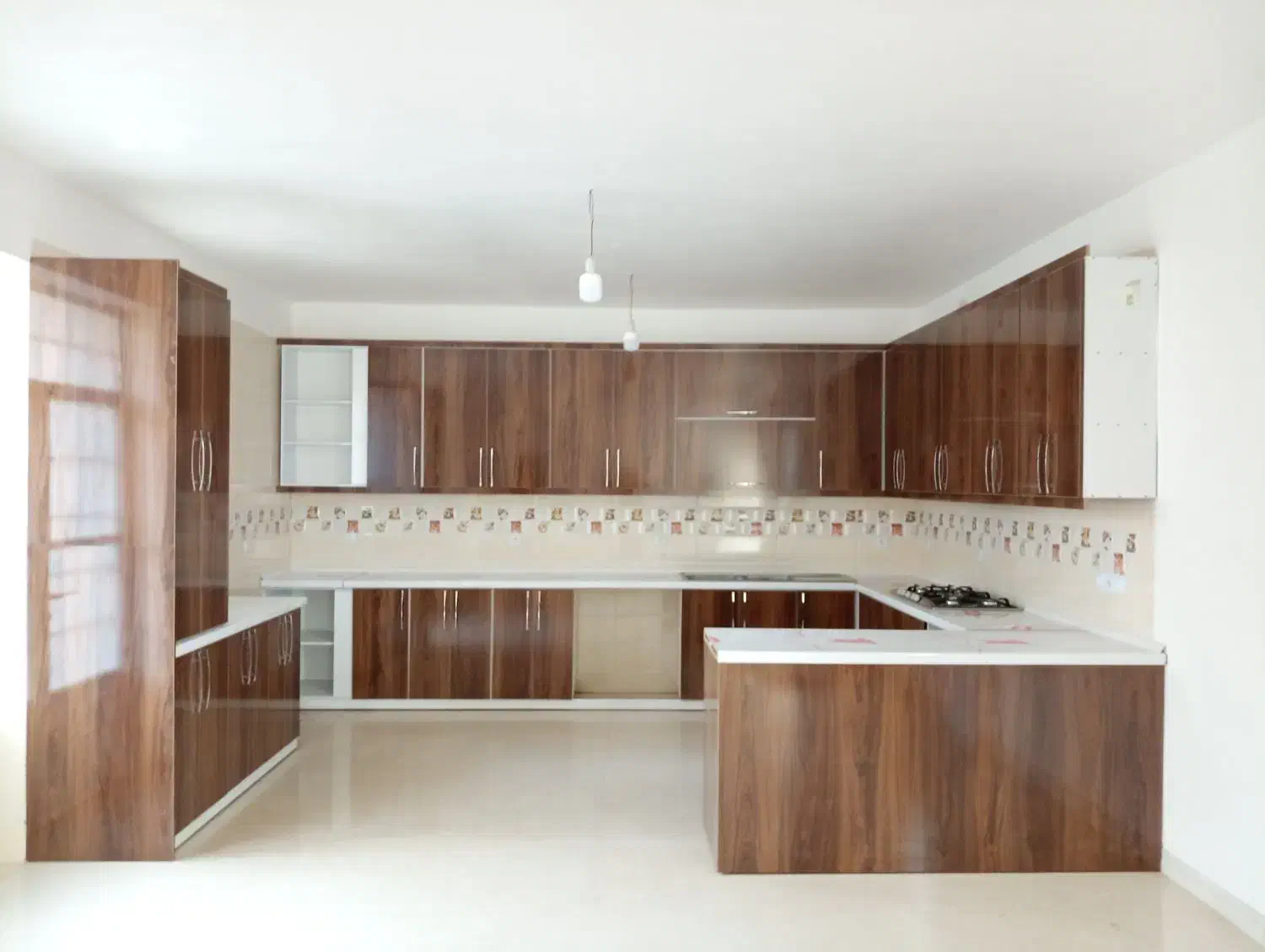 کابینت اشپزخانه و کمد دیواری|مصالح و تجهیزات ساختمان|بم, |دیوار