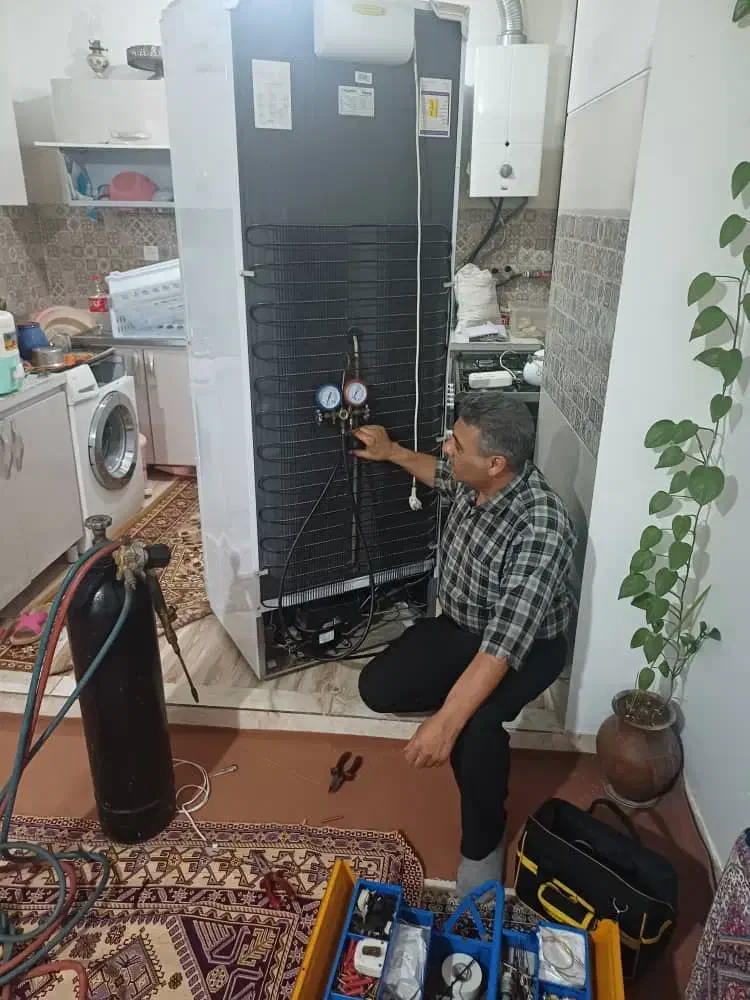 نصب و تعمیرات کلیه لوازم برقی  گرمایشی و  سرمایشی|خدمات پیشه و مهارت|همدان, |دیوار