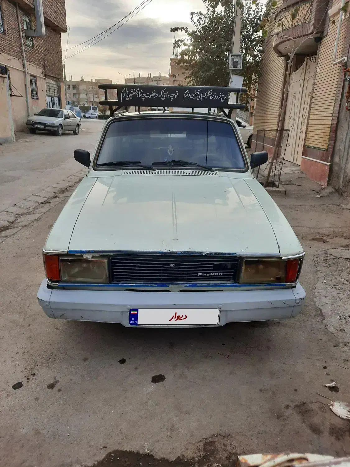 وانت مدل۹۳شاسی پلمپ رنگ سفید|خودرو سواری و وانت|زاهدان, |دیوار