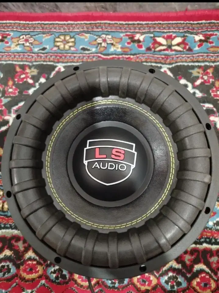 امپیلی|صوتی و تصویری|درگزین, |دیوار