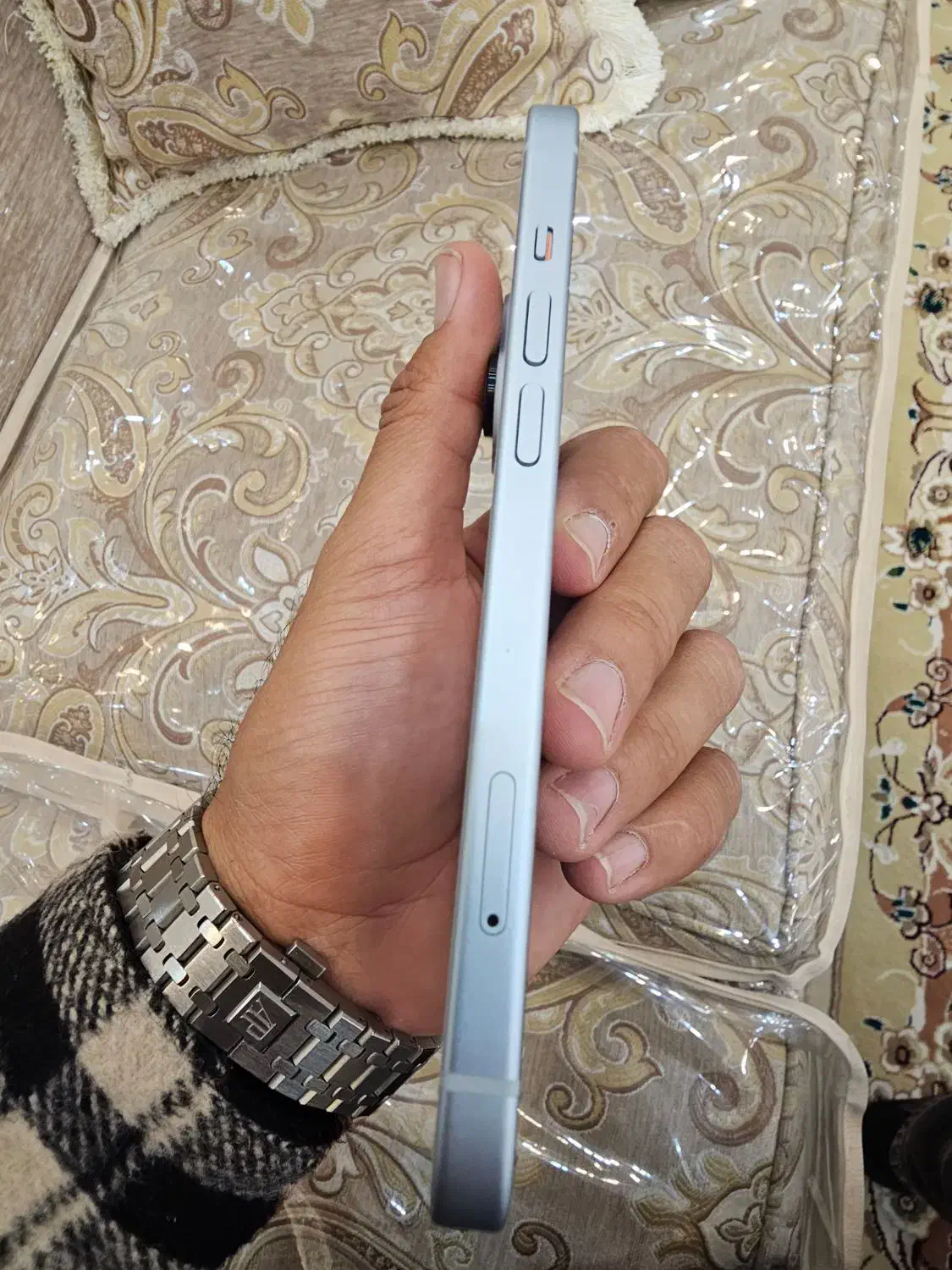 آیفون ۱۵ نرمال|موبایل|ایلام, |دیوار