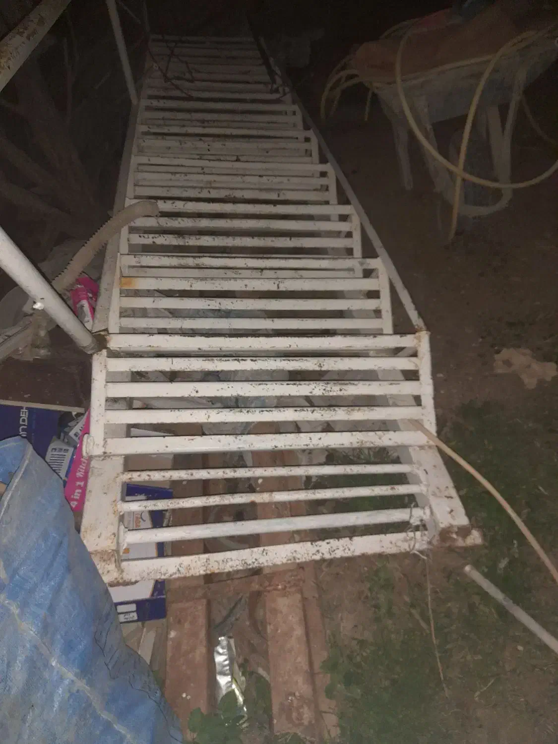 نردبان آهنی ۱۰ پله ای واس ساختمان|مصالح و تجهیزات ساختمان|سیمین شهر, |دیوار