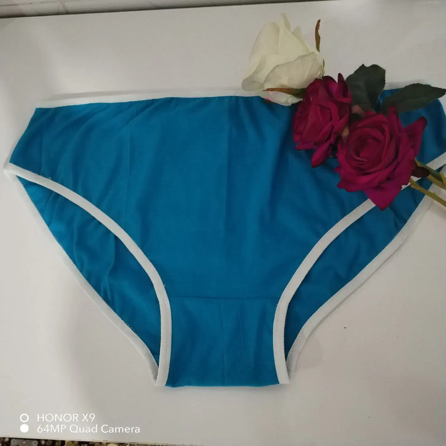 لباس|لباس|آذرشهر, |دیوار