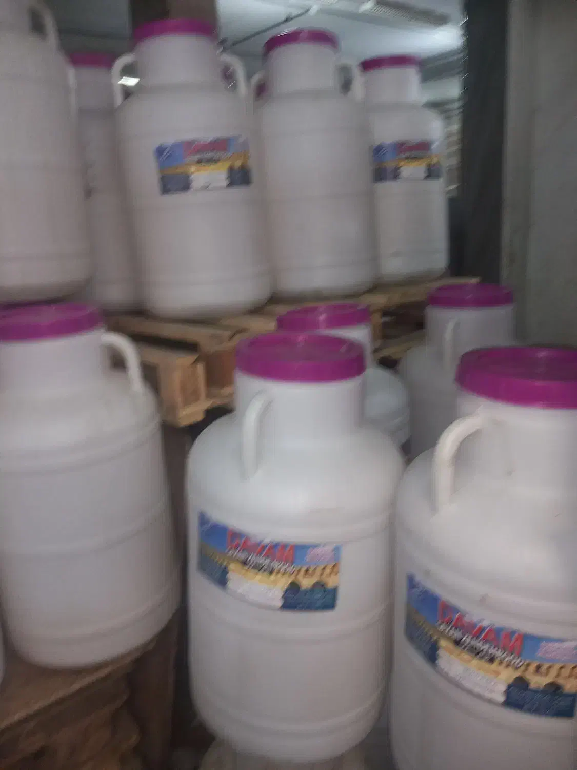 فروش گالن ۶۰لیتری|ظروف نگهدارنده، پلاستیکی، یک‌بارمصرف|قرچک, باقرآباد|دیوار