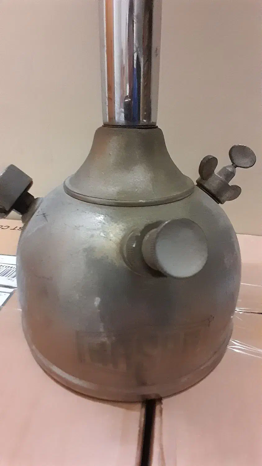 چراغ زنبوری هاساگ آلمانی آنتیک|کلکسیون اشیاء عتیقه|اصفهان, کشاورزی|دیوار