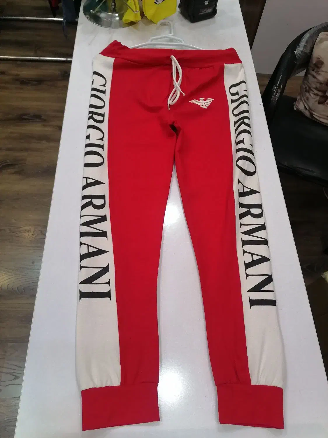 لگ ورزشی|لباس|فسا, |دیوار