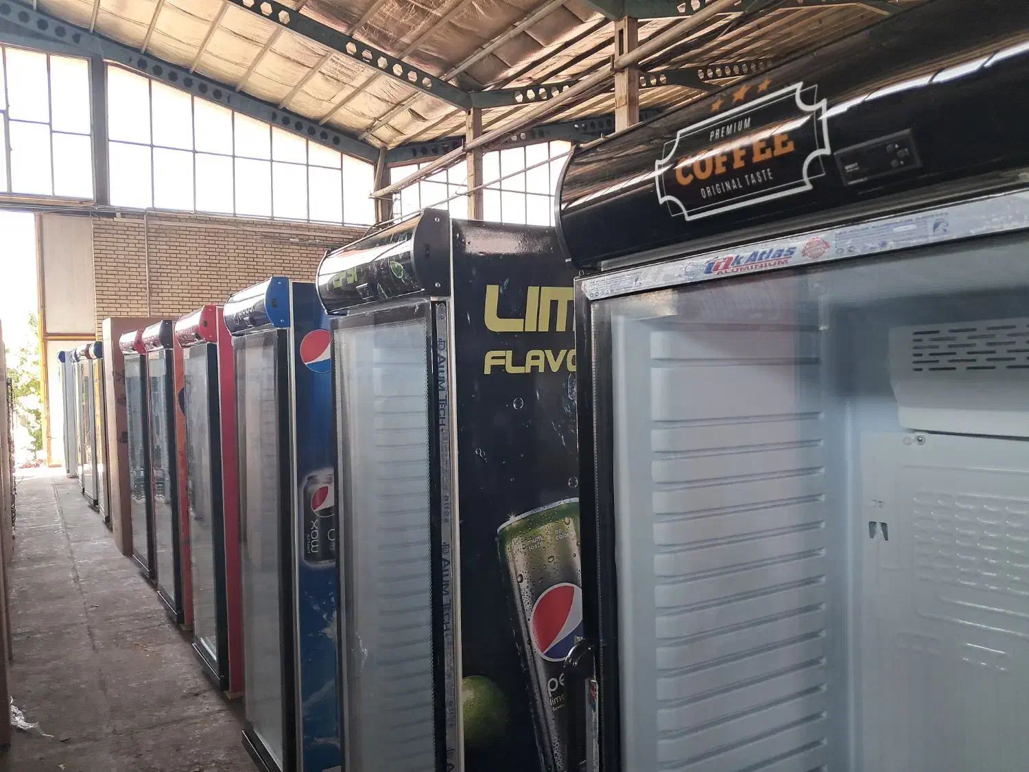 یخچال درب شیشه ای بصورت عمده و تک فروشی|یخچال و فریزر|تبریز, |دیوار