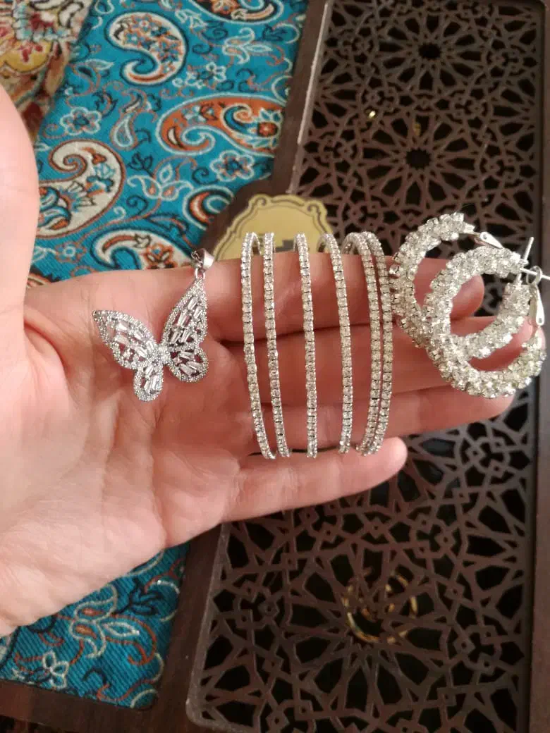 بدلیجات|بدلیجات|مرودشت, کناره|دیوار