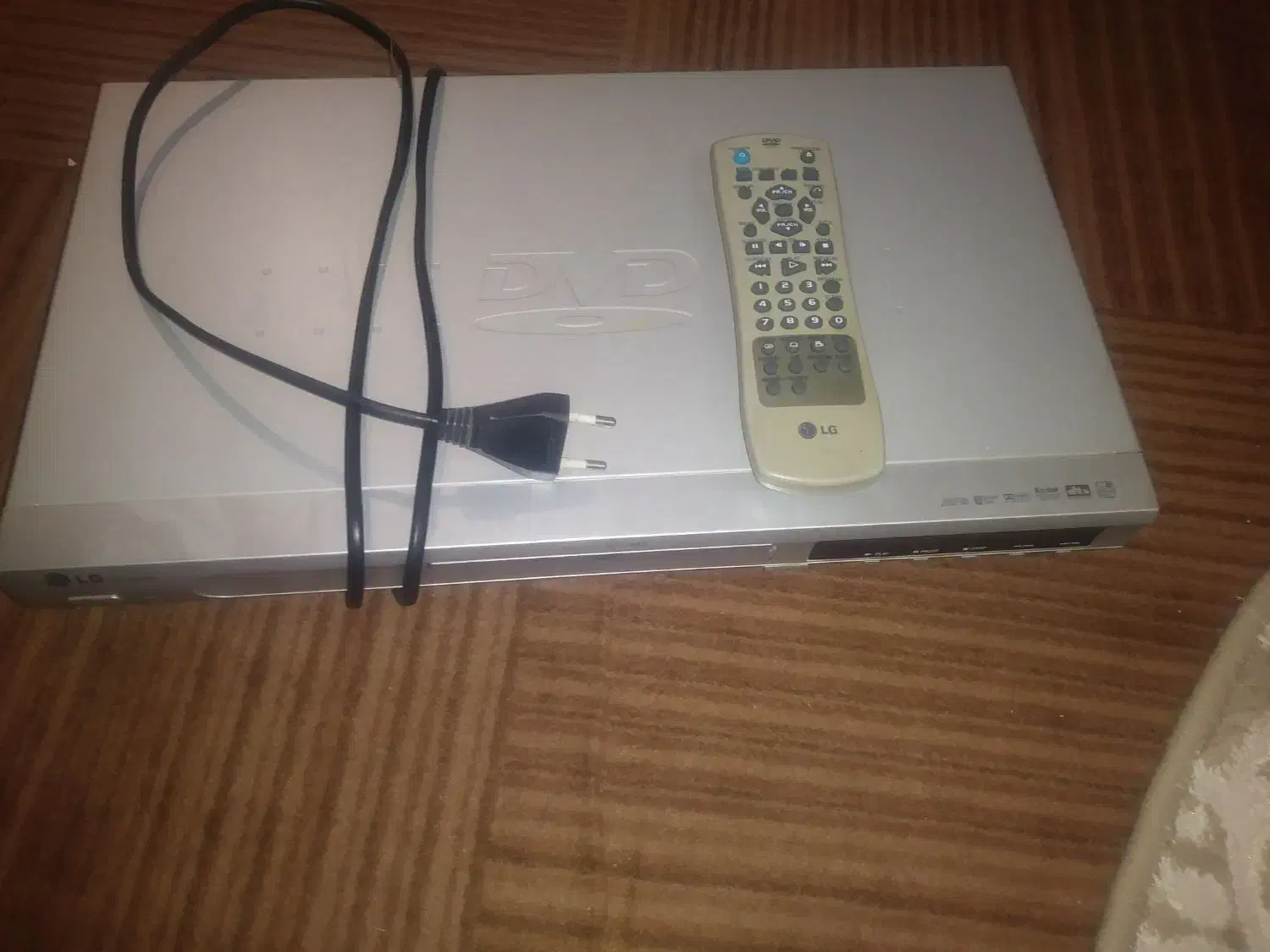 دستگاه DVD سی دی خور|پخشکننده DVD و ویدیو|همدان, |دیوار