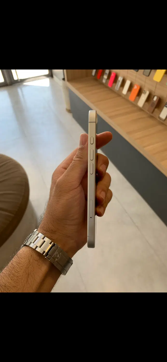 IPHONE 16 CH 128|موبایل|اصفهان, باغ زرشک|دیوار