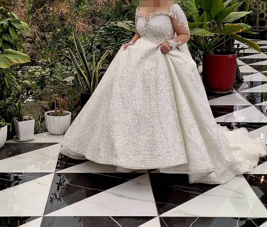 لباس عروس شخصی دوز از مزون هستی|لباس|تهران, یاخجی آباد|دیوار