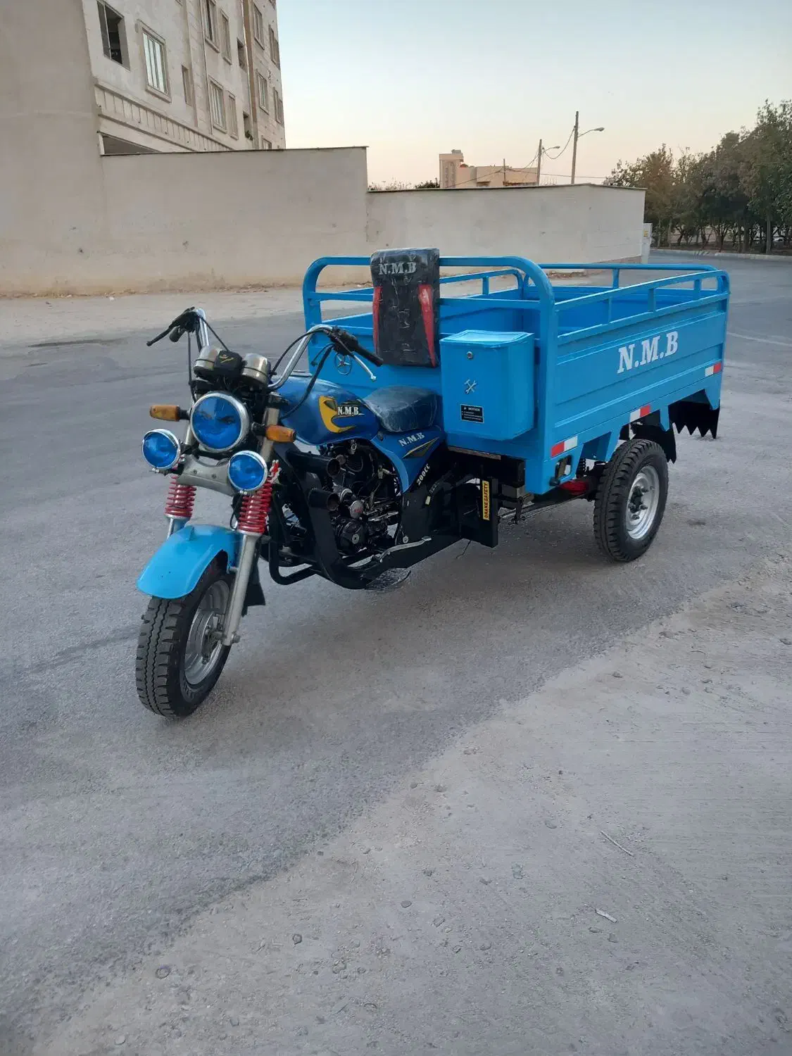 موتورسه چرخ 3 چرخ سچرخ NMB مدل 1402 در حد خشک|موتورسیکلت|شیراز, شهرک صدا و سیما|دیوار