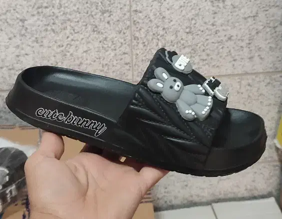 دمپایی|کیف، کفش، کمربند|خرم‌آباد, |دیوار