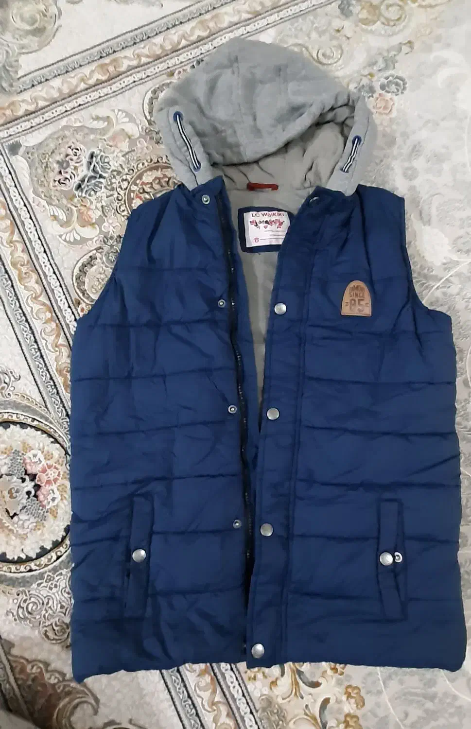 کاپشن وجلیغه|لباس|شیراز, کوزه گری|دیوار