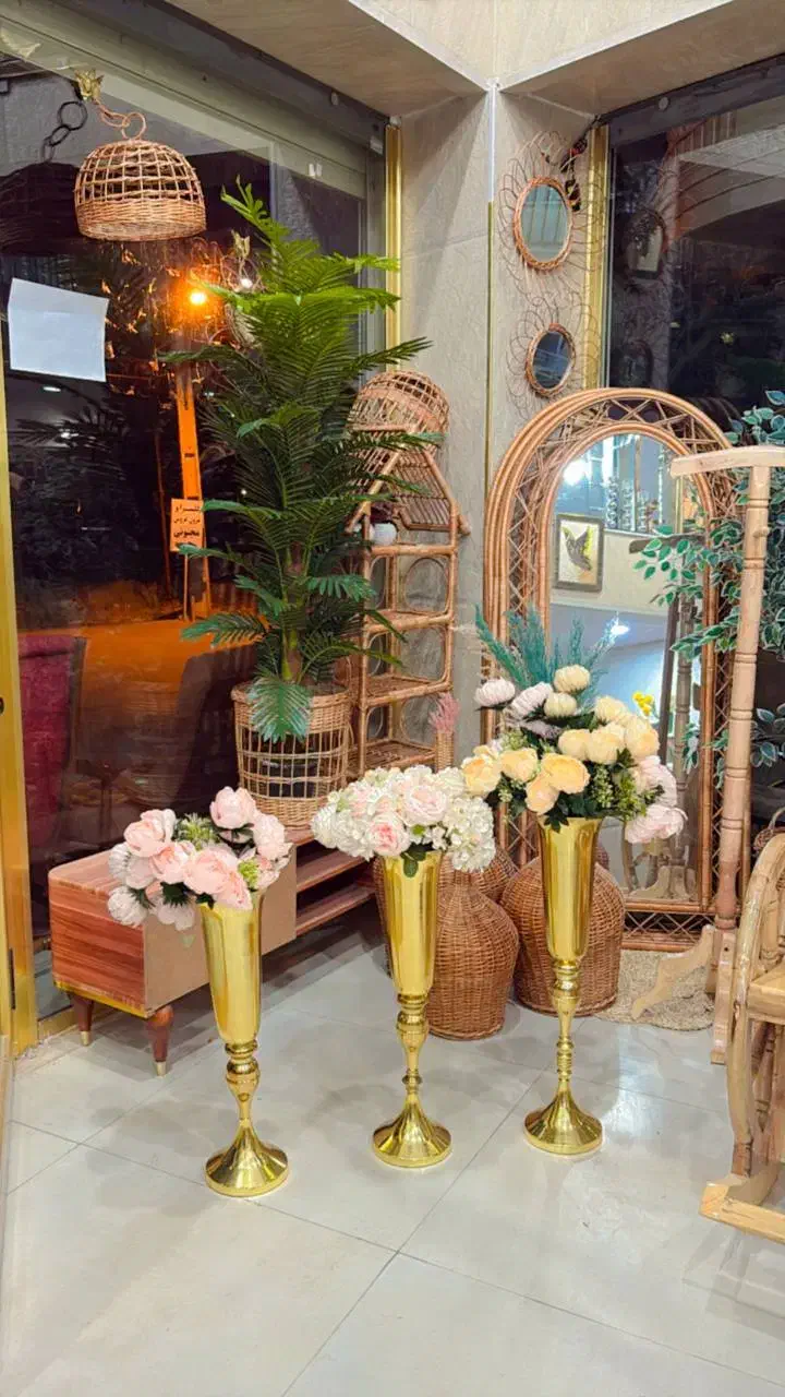 گلدان کنارسالنی|گل مصنوعی|مهاباد (آذربایجان غربی), |دیوار