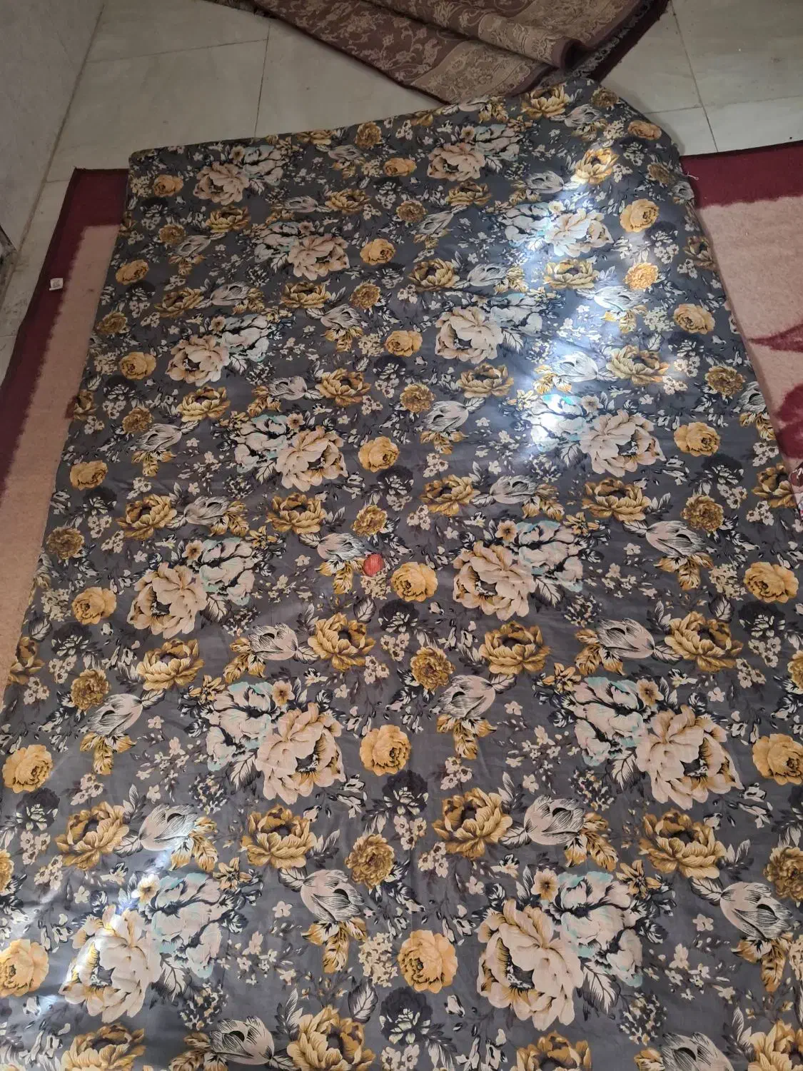 پتو و بالشت زیر قیمت رو بالیشتی|رختخواب، بالش، پتو|مشهد, رضاییه|دیوار